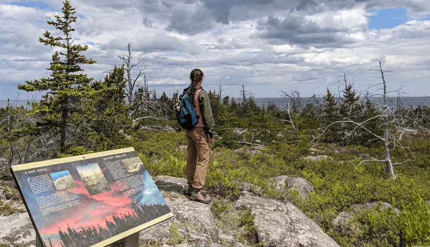 Ottawa có rất nhiều cung đường mòn để bạn có thể đi bộ