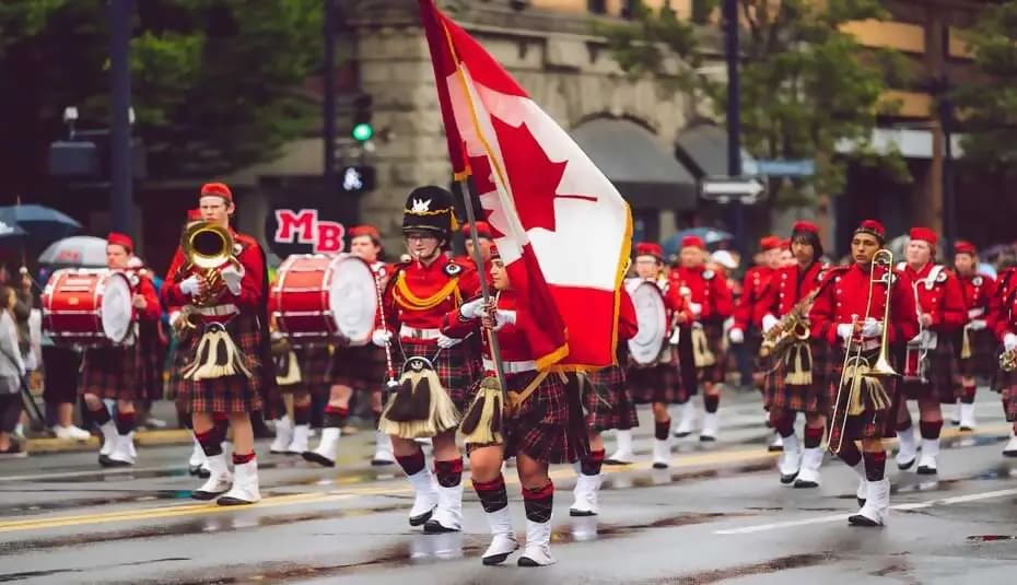 Lễ hội cao bồi Calgary – Cuộc diễu hành ngoài trời lớn nhất trên hành tinh