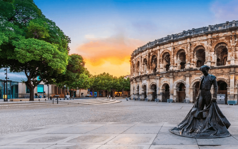 Kinh nghiệm du lịch Nimes