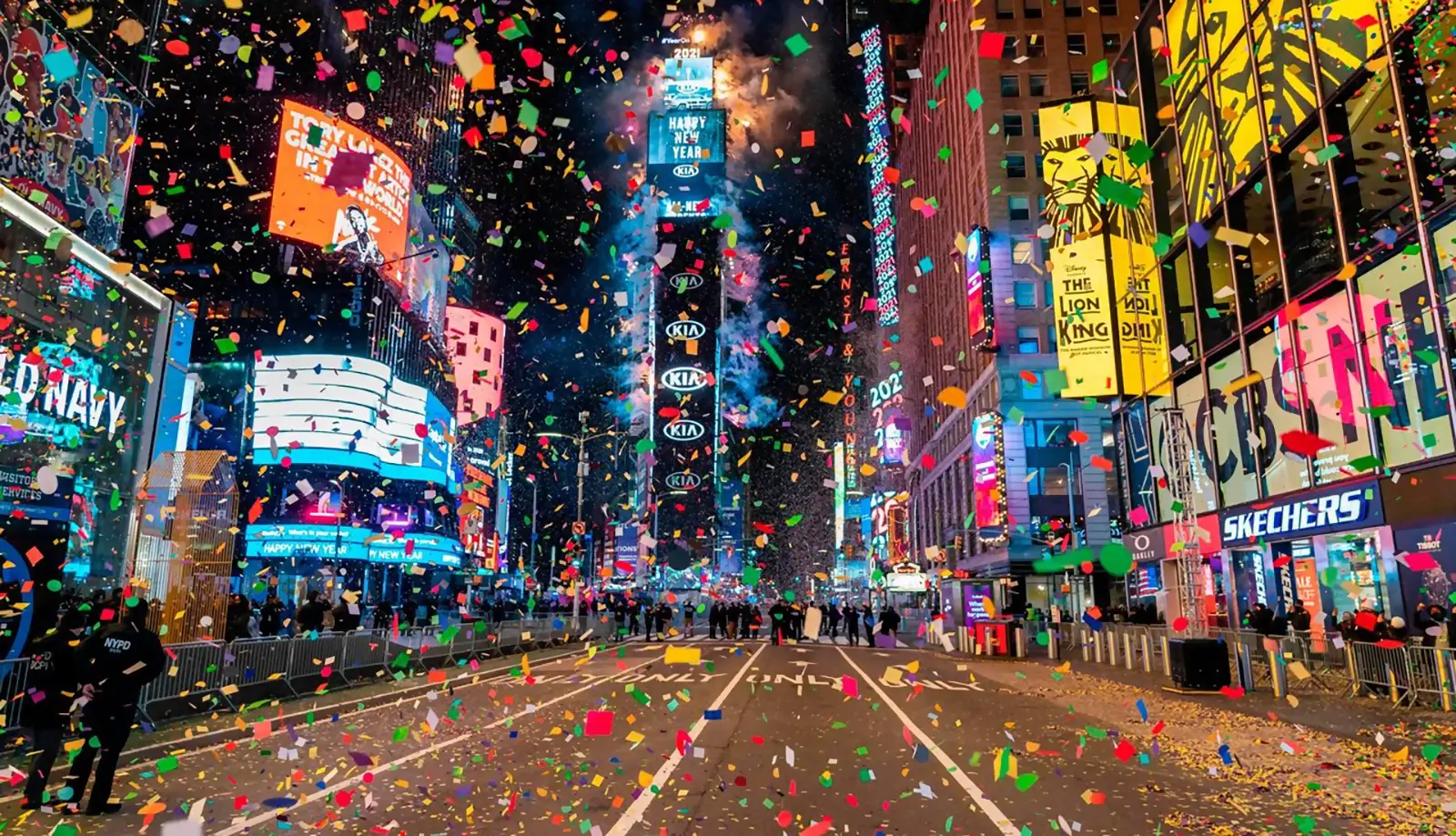 Lễ đón năm mới được tổ chức ở giao lộ thế giới New York Time Square