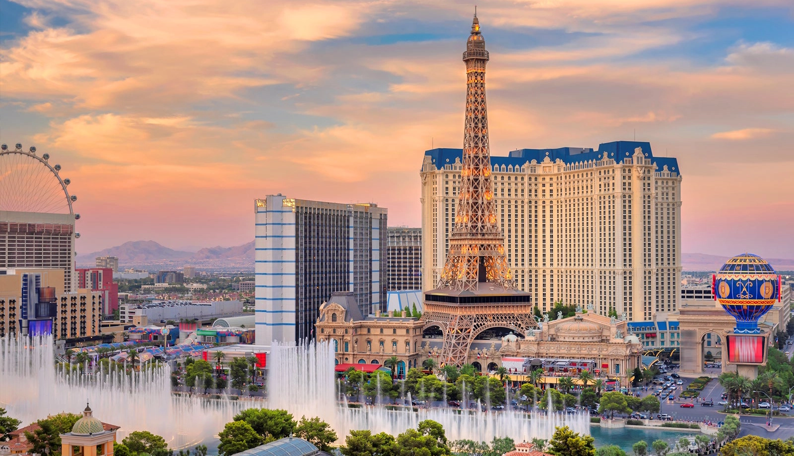 Du lịch Las Vegas vẫn có thể ngắm được tháp Eiffel