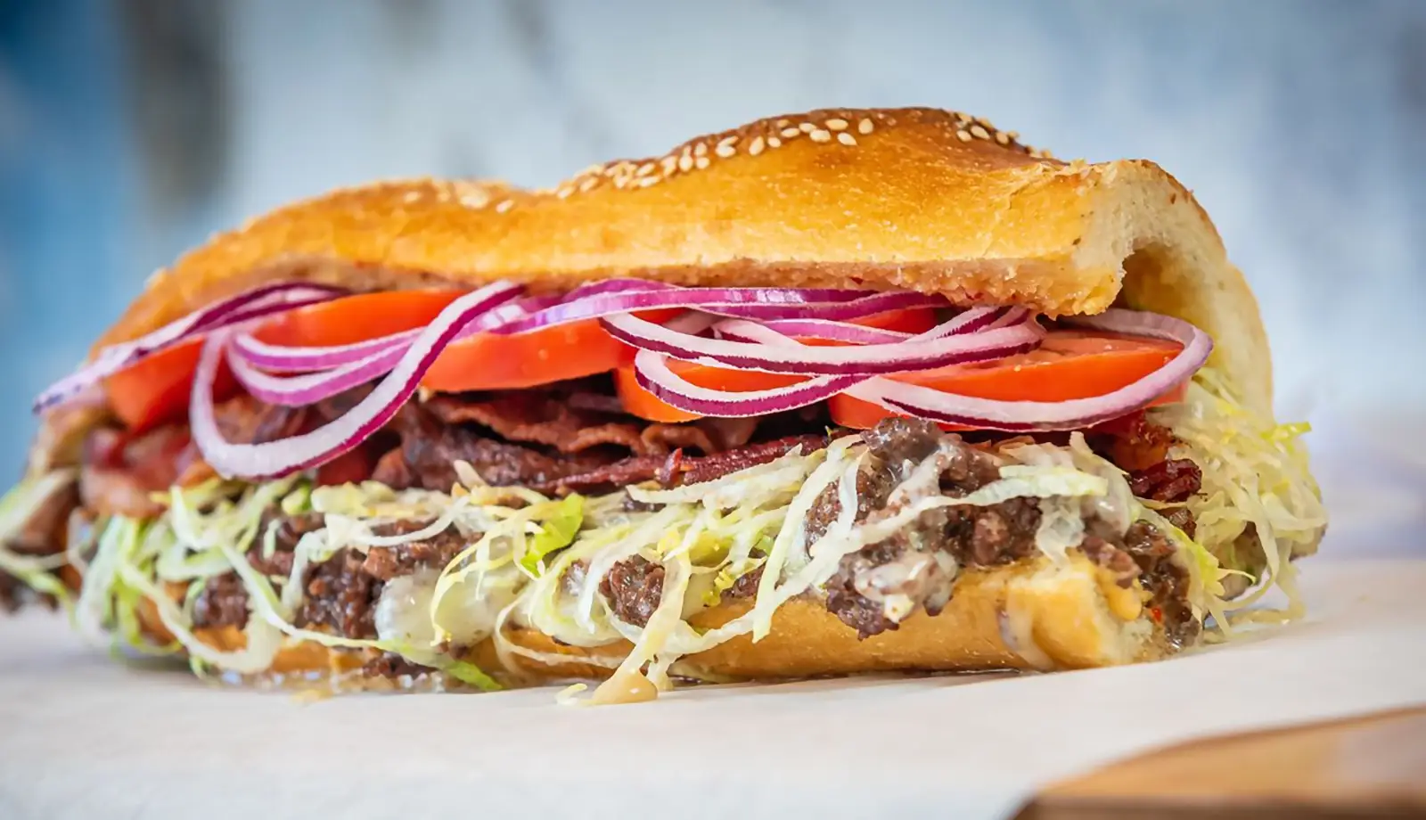 Bánh mì phô mai bít tết