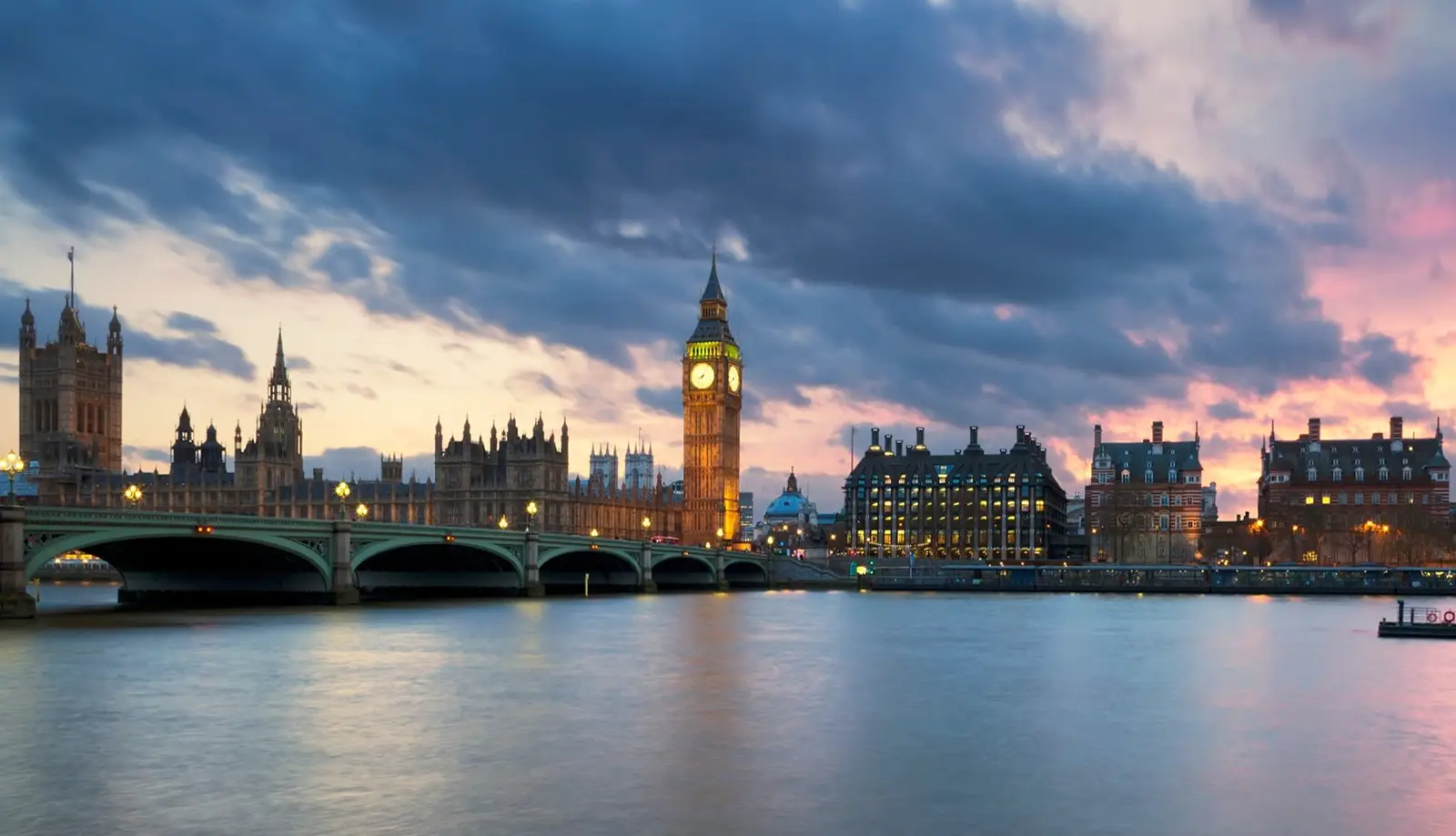 Du lịch Anh Quốc - Khám phá văn hóa đa dạng và phong phú của xứ sở sương mù