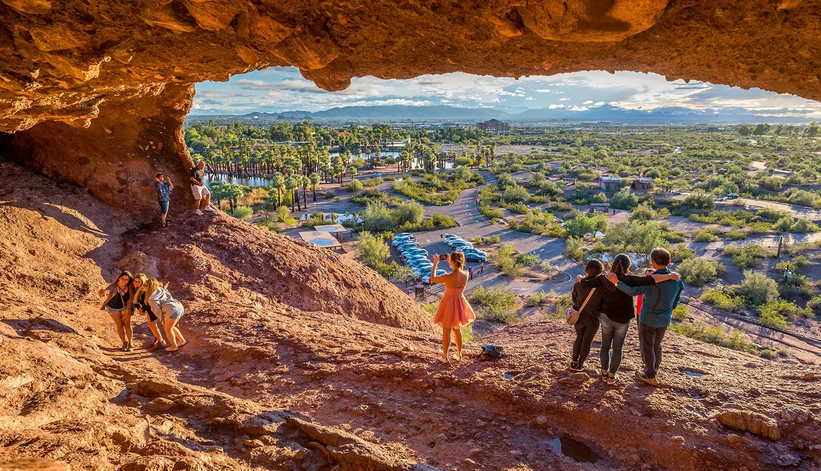 Nếu có đi du lịch Arizona, hãy nhớ ghé thăm thành phố sa mạc lộng lẫy Phoenix