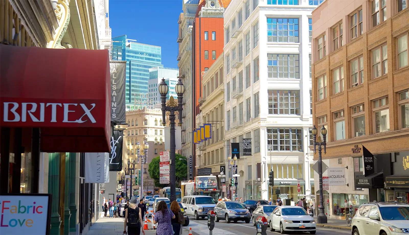 Quảng trường Union có vị trí đắc địa giáp 4 tuyến đường