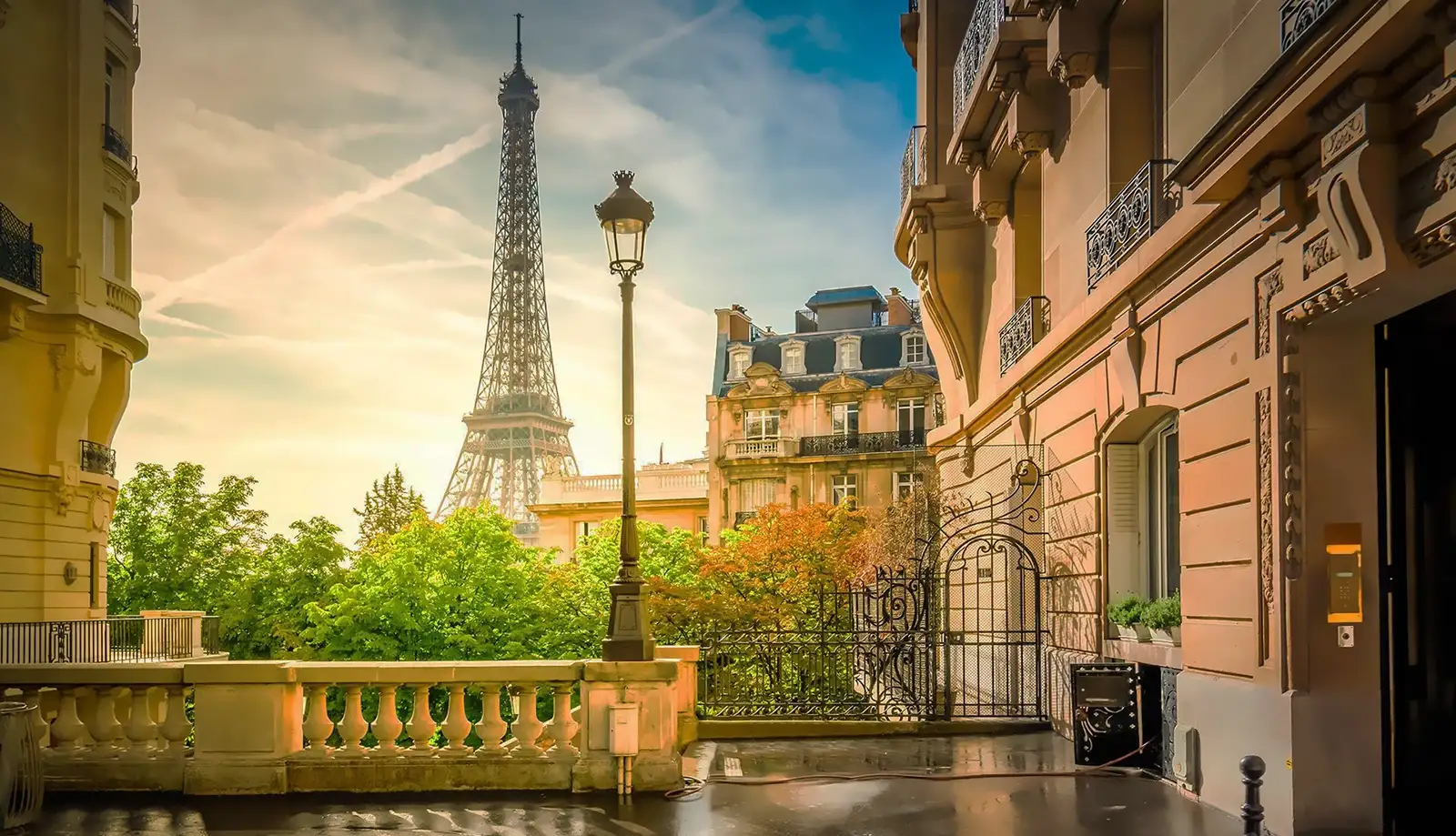 Bí kíp du lịch Paris - Khám phá tất tần tật “Kinh đô ánh sáng"