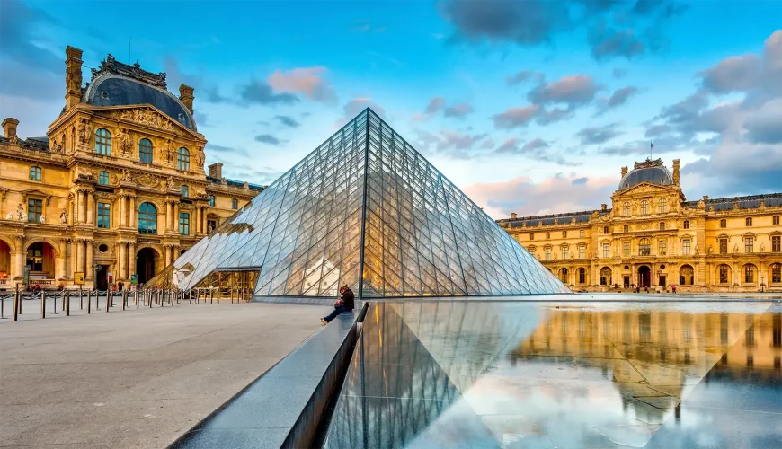 Bảo tàng Louvre - Hành trình khám phá các tác phẩm nghệ thuật lừng danh