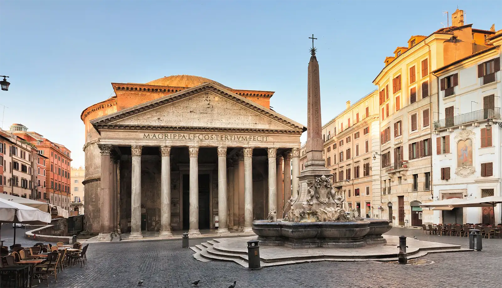 Để tham quan đền Pantheon trọn vẹn, bạn cần chú ý đến thời gian, cách di chuyển