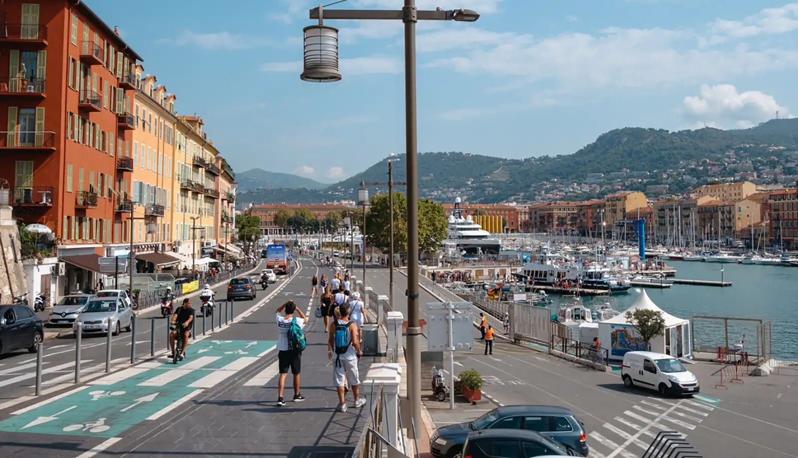 Sự tráng lệ của cảng Nice