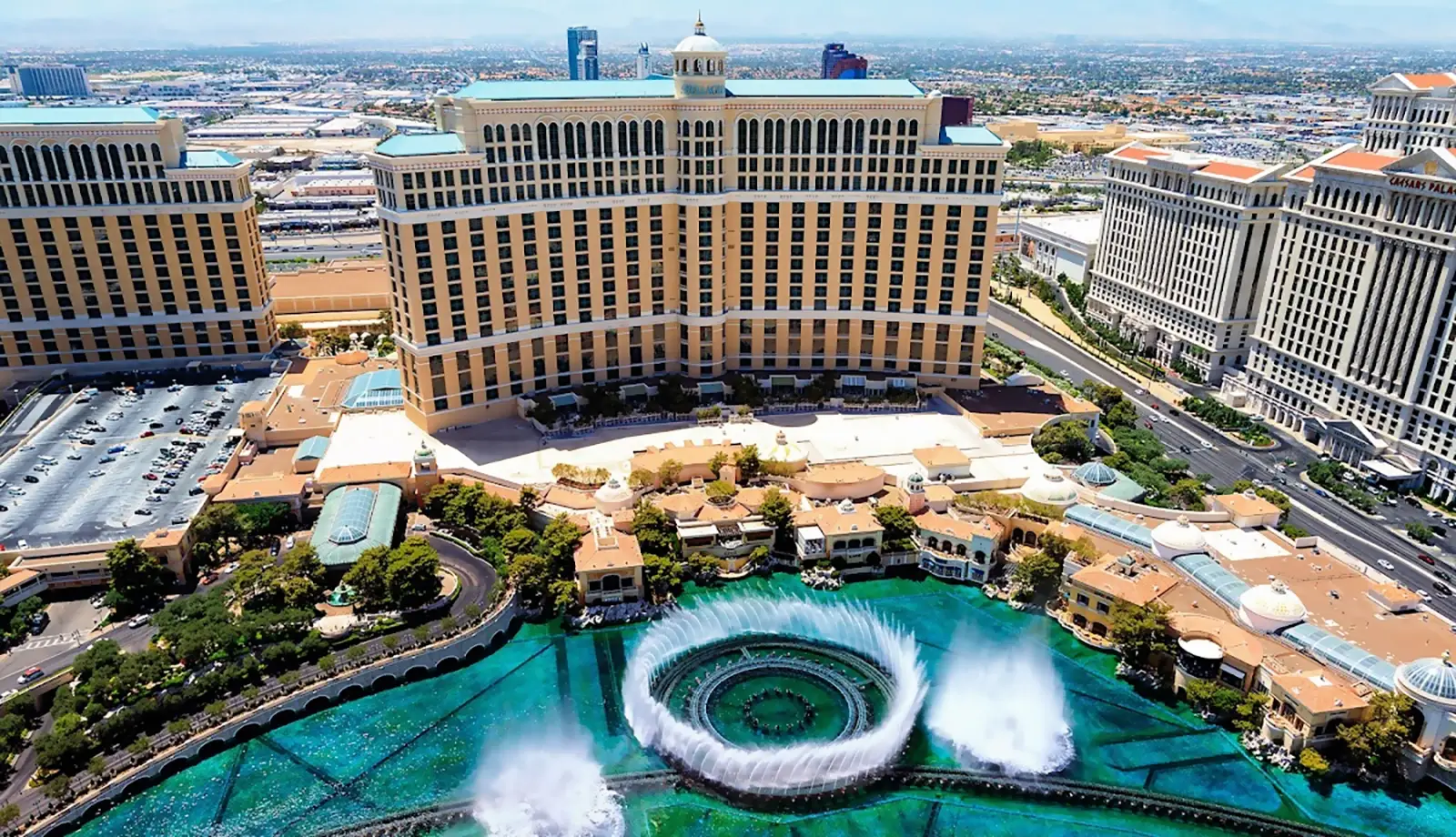 Khách sạn Bellagio được lấy cảm hứng từ thị trấn cùng tên tại Ý