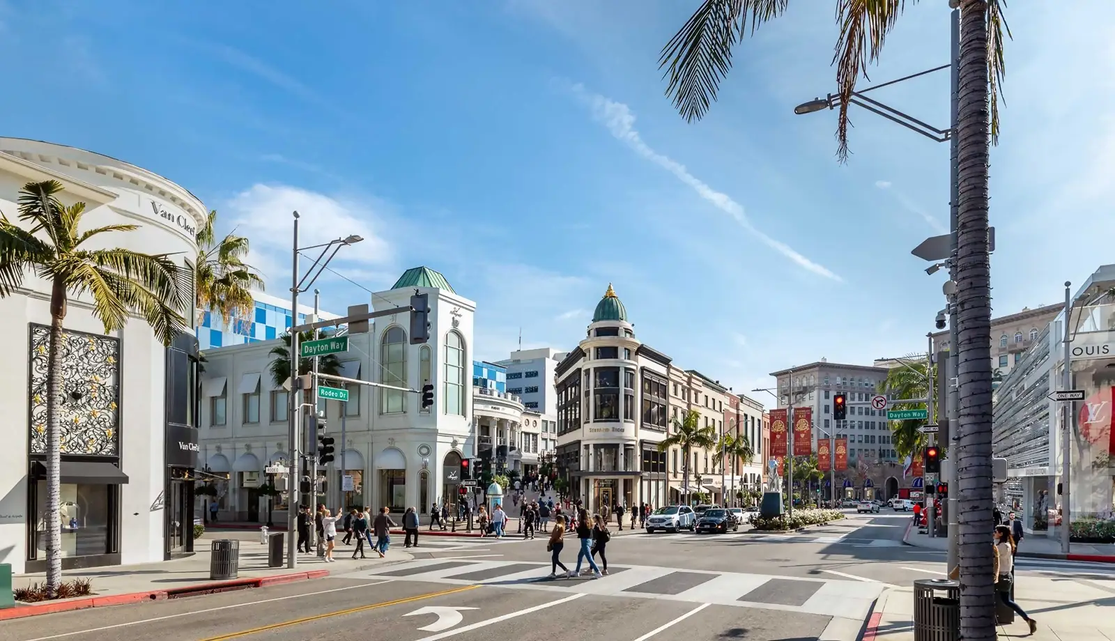 Khu phố sầm uất bậc nhất thành phố biển- Rodeo Drive