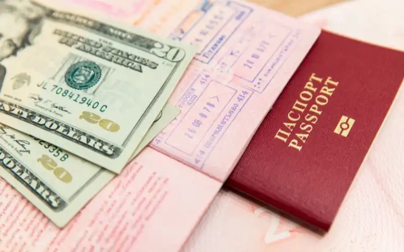 Cần chuẩn bị đầy đủ giấy tờ khi xin Visa du học Pháp