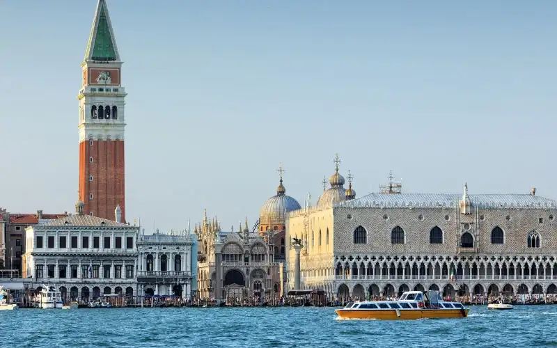 Doge’s Palace là trụ sở của những cơ quan chính phủ vùng Venice