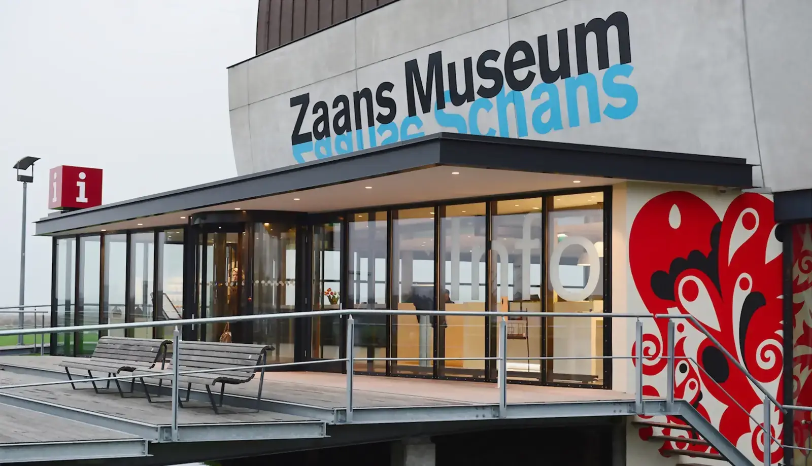 Tham quan bảo tàng Zaans Museum tại làng Zaanse Schans khi đi du lịch