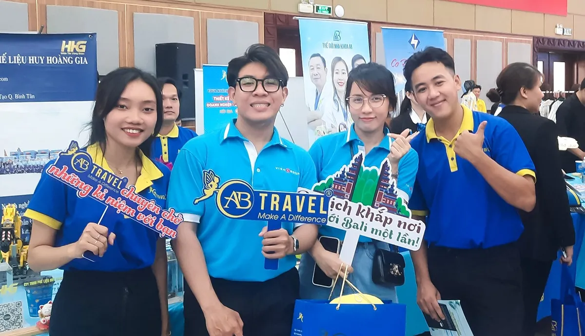 AB Travel tại Hội nghị "Kết Nối Giao Thương Cùng Phát Triển"