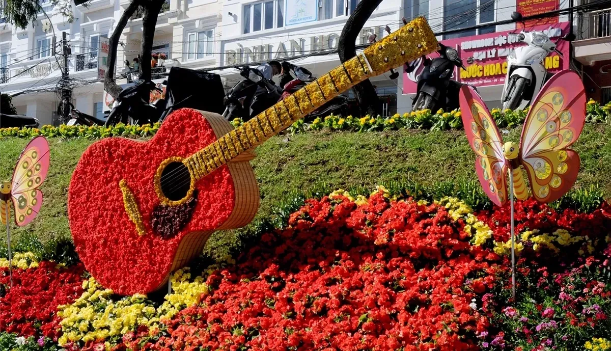 Không gian hoa rực rỡ sắc màu tại Festival Hoa Đà Lạt 2024