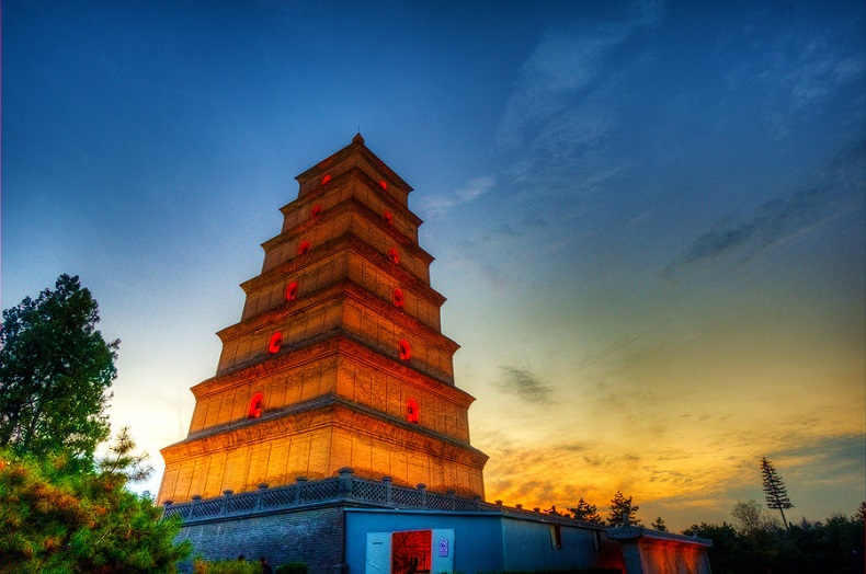 Tháp Đại Nhạn: Thánh địa Phật giáo ngàn năm, nơi lưu giữ kinh thư từ Ấn Độ của Đường Tam Tạng.